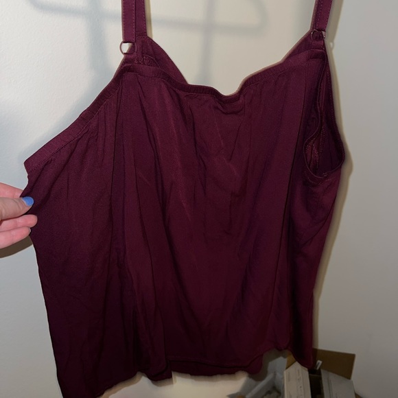EUC! Torrid 3 burgundy top - Picture 6 of 7